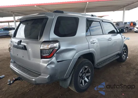 2016 Toyota 4Runner Trail из США, поврежденный, VIN JTEBU5JR0G5401404